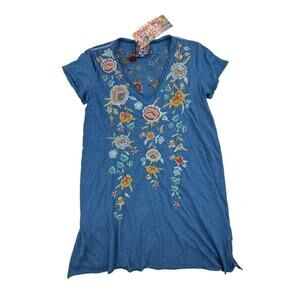 Johnny Was - Tee Style Short Sleeve Floral Embroidered Mini Dress in Blue